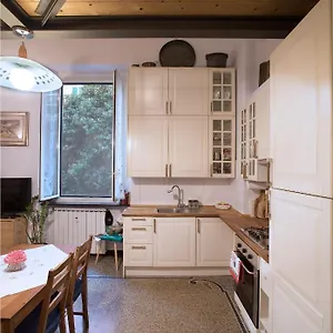 Pesto Apartment