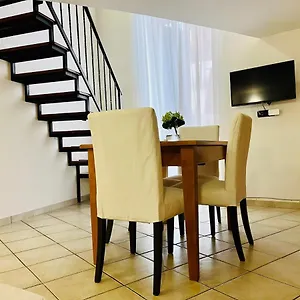https://gesu-nuovo-apartment.hotels-amalfi.com