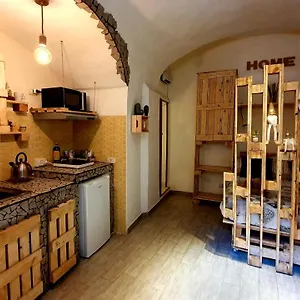 https://la-casa-del-rosariello.hotels-amalfi.com